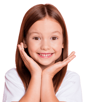 Plano medio de niña sonriente